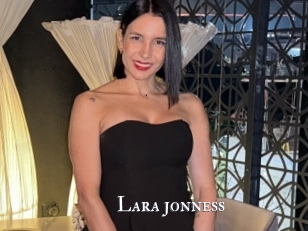 Lara_jonness