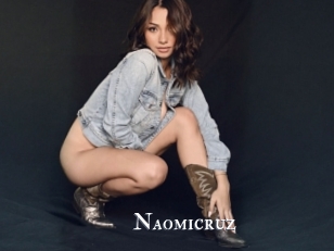 Naomicruz